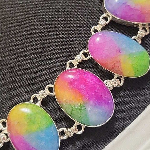 Rainbow Solar Quartz Necklace - NWOT - Picture 3 of 7